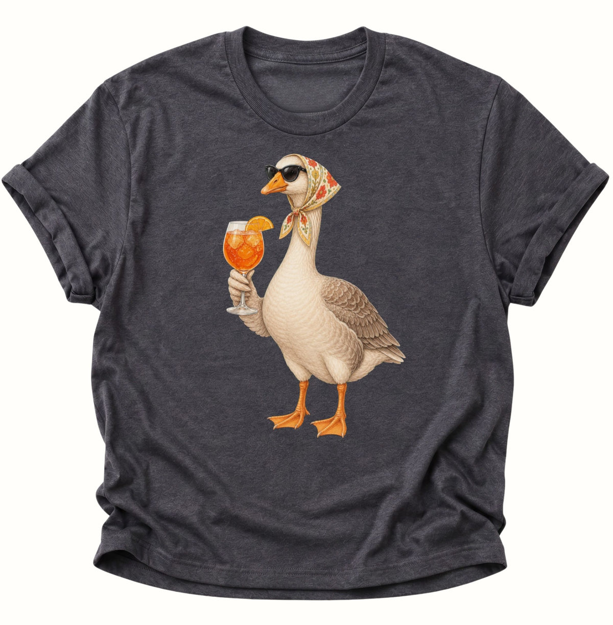 Cocktail-Gans mit Kopftuch Unisex T-Shirt Dark Heather - PINE & RIVER
