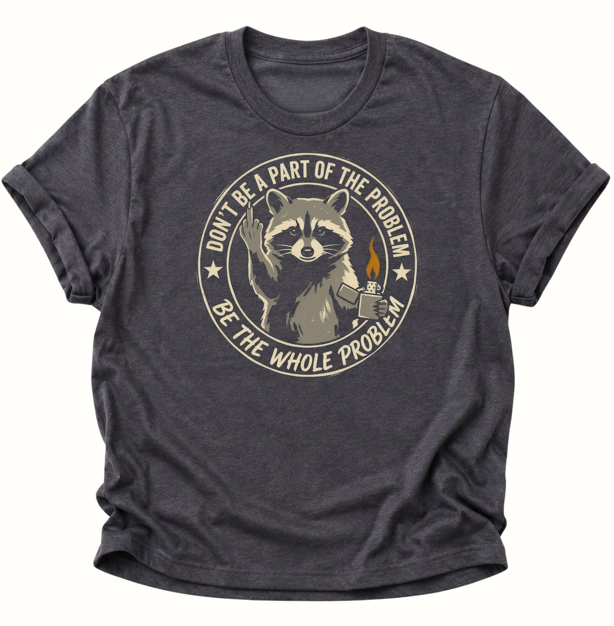 Frecher Waschbär mit Mittelfinger Unisex T-Shirt Dark Heather - PINE & RIVER