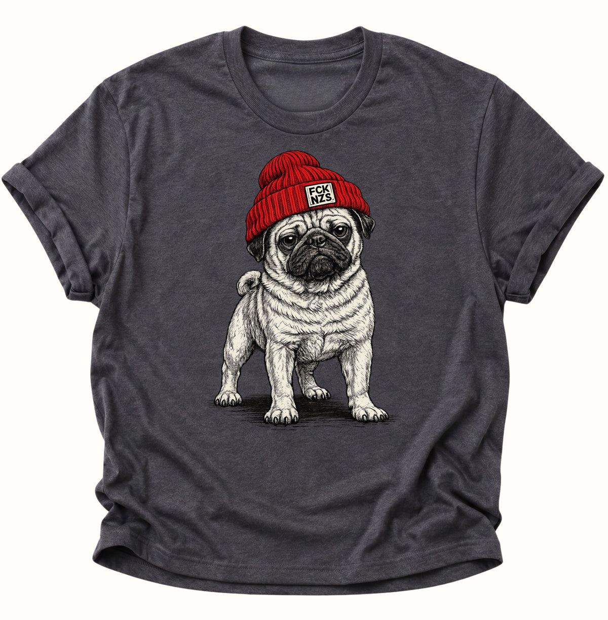 Mops mit Strickmütze gegen rechts Unisex T-Shirt Dark Heather - PINE & RIVER
