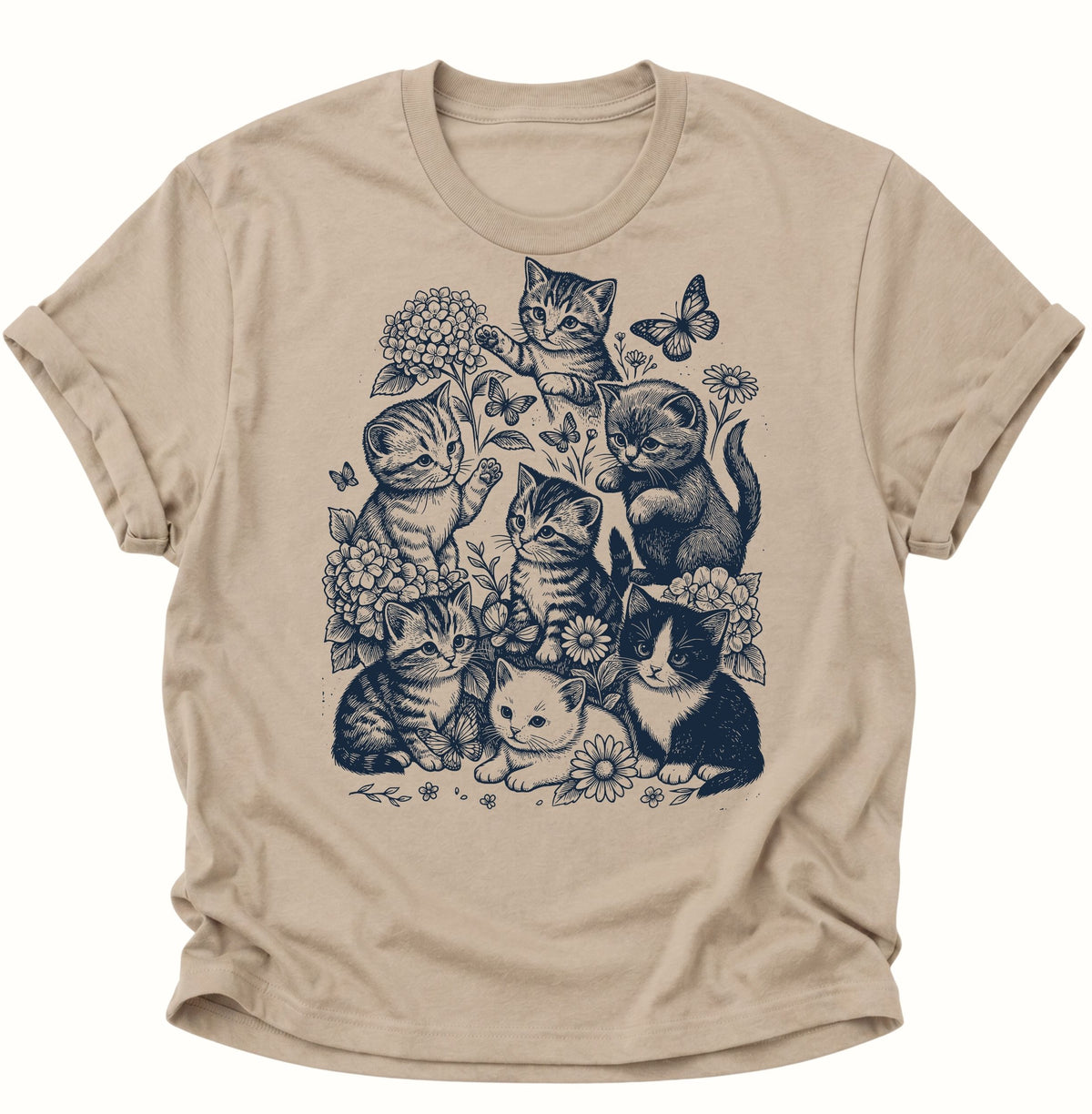 Kätzchen mit Blumen und Schmetterlingen Unisex T-Shirt Sand - PINE & RIVER