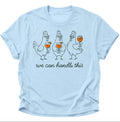 Drei Hühner mit Drinks Unisex T-Shirt Light Blue - PINE & RIVER