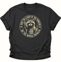 Frecher Waschbär mit Mittelfinger Unisex T-Shirt Schwarz - PINE & RIVER