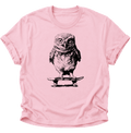 Eule auf dem Skateboard Unisex T-Shirt Light Pink - PINE & RIVER