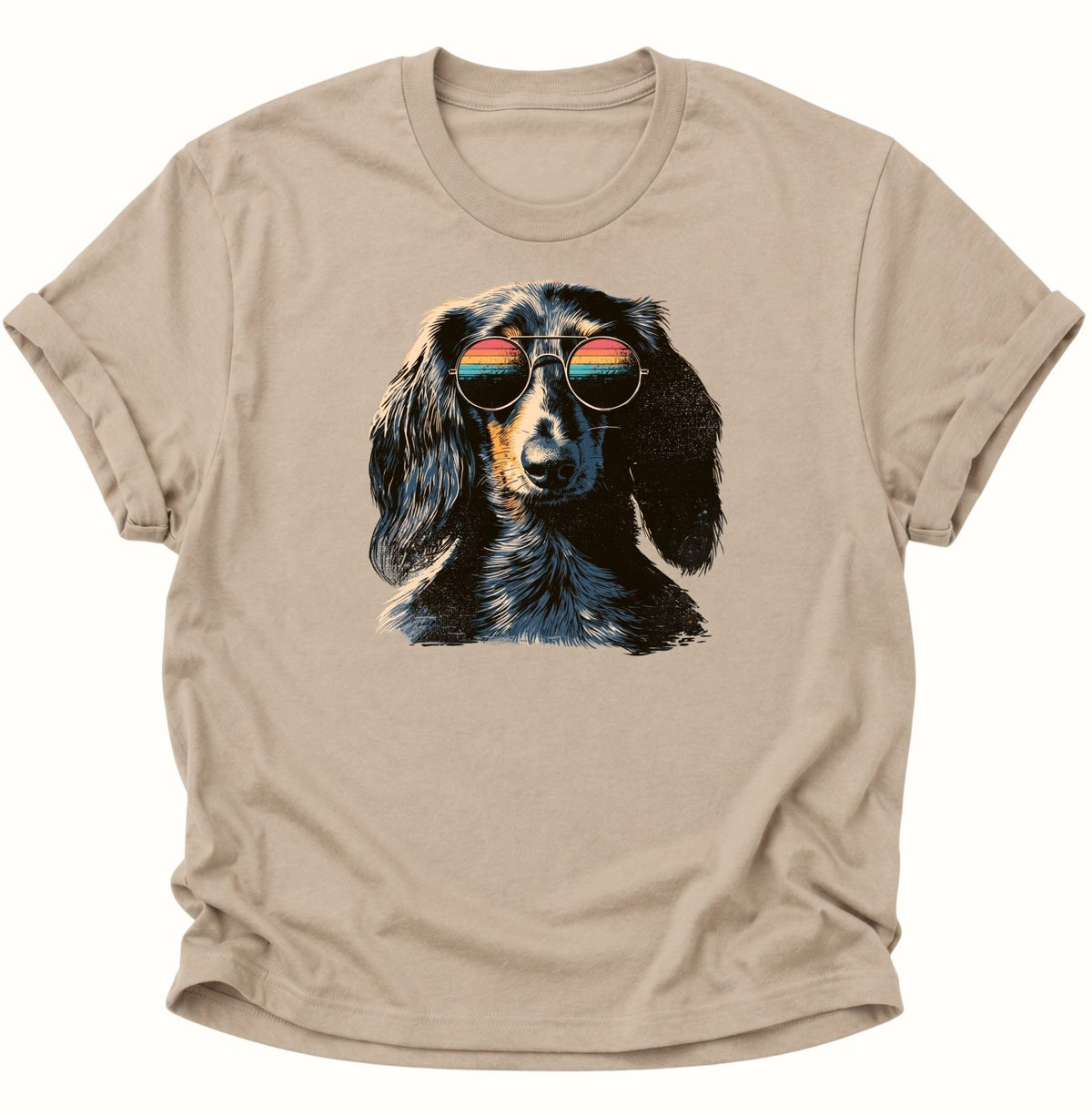 Langhaardackel mit Sonnenbrille Retro Unisex T-Shirt Sand - PINE & RIVER