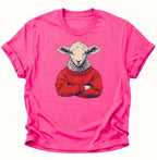 Schaf im Wollpullover Unisex T-Shirt Dark Heather - PINE & RIVER