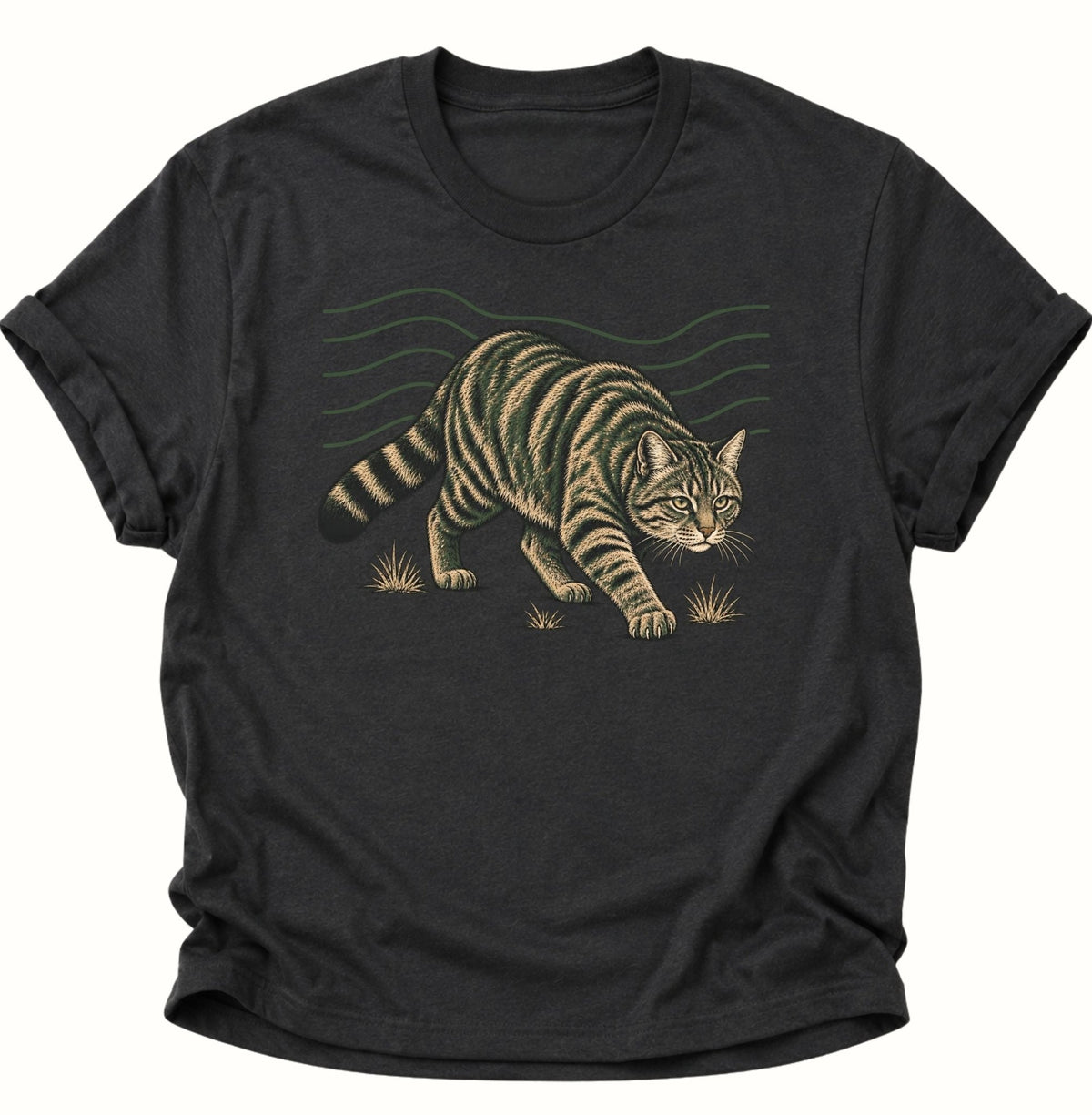 Wildkatze auf der Pirsch Unisex T-Shirt Schwarz - PINE & RIVER